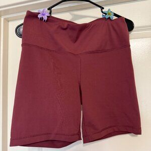 NWT Yogalicious Hi Rise High Waist Legging Shorts / Biker Shorts